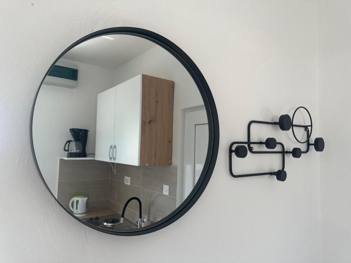 Apartment Stanko Ližnjan Buitenkant foto